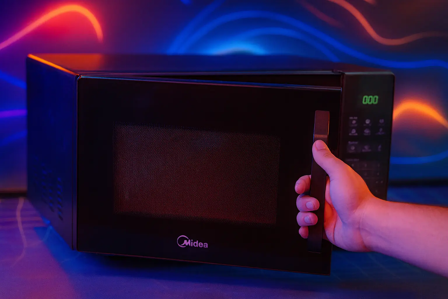 Forno Midea 35L sob pressão: fps, temperatura e ruído em sessão de 4 h.