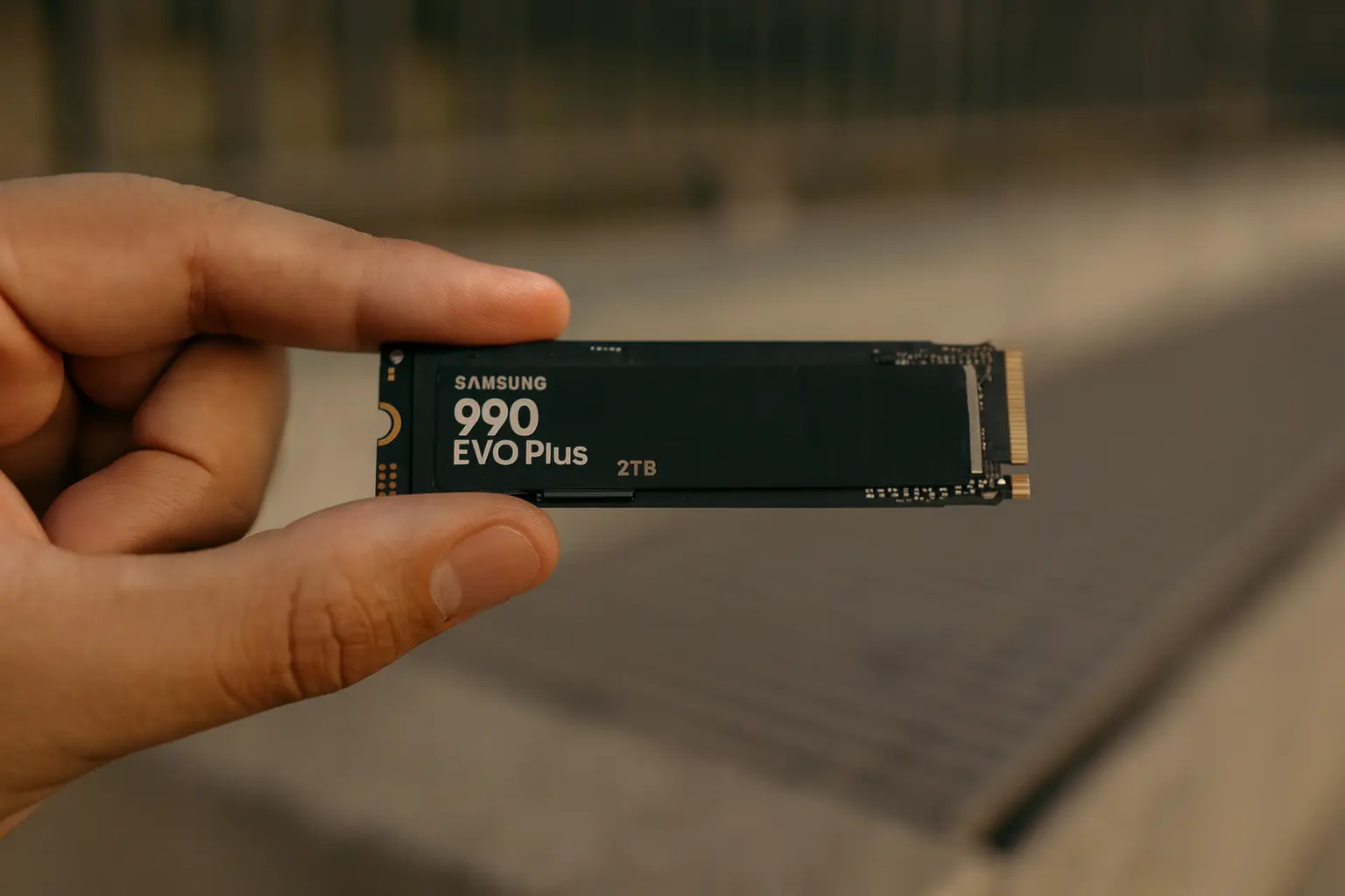A Samsung SSD 990 EVO Plus 2TB aguenta o tranco? Stress-test e análise térmica