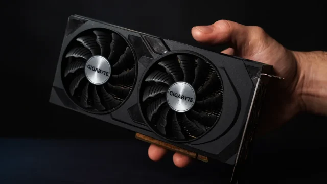 Entrega ultrarrápida: Top 3 RTX 4060 Windforce OC para receber já