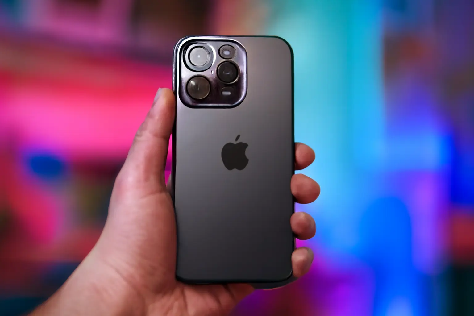 iPhone 16 Pro 256GB: Potência e Inovação a Preço Justo