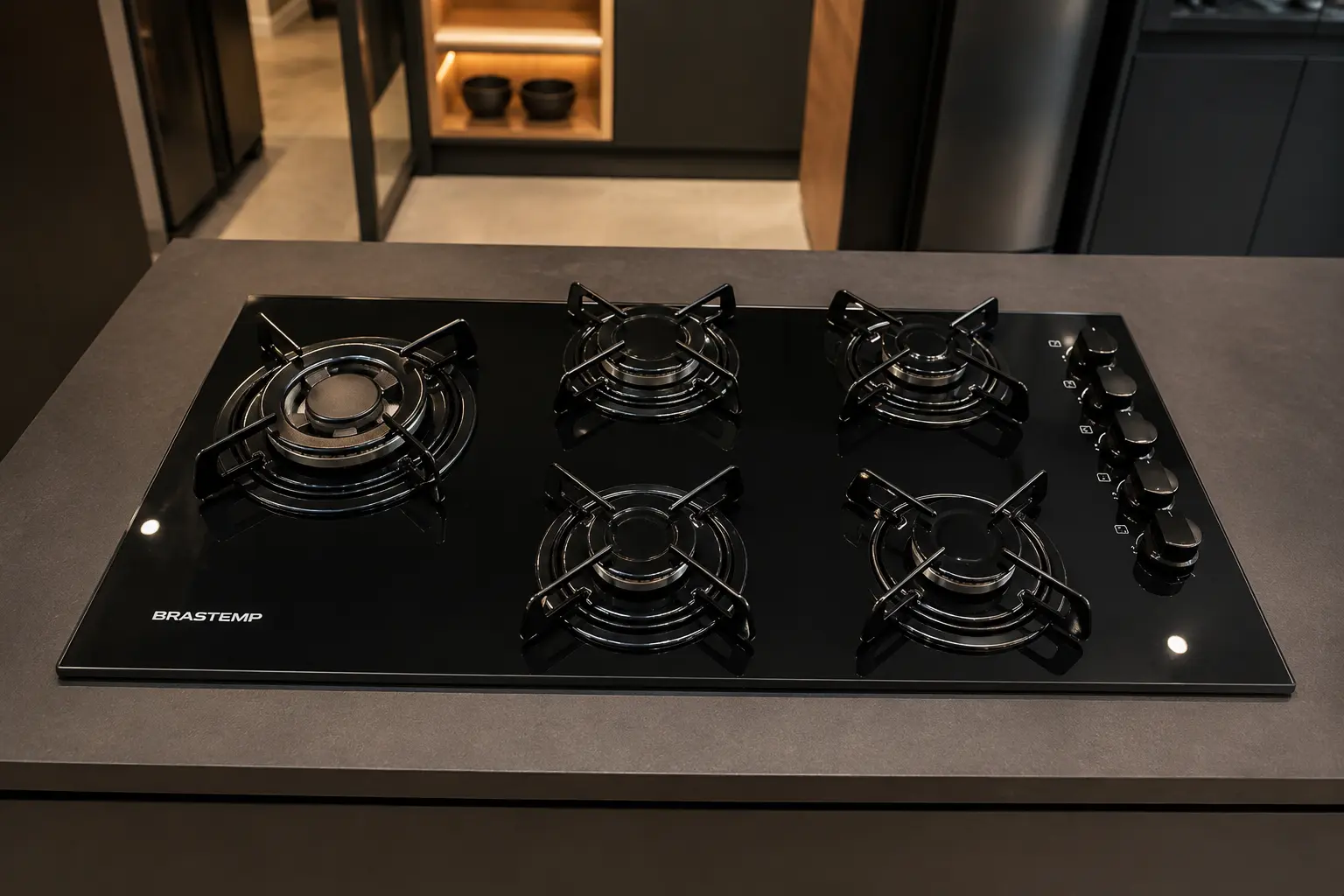 Cooktop Brastemp BDD85AE: 5 bocas valem na rotina?