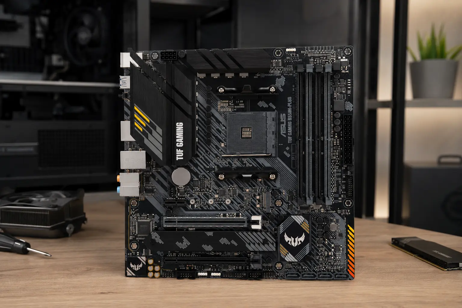 ASUS TUF B550M-PLUS ainda vale em um PC AM4 em 2026?