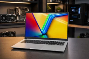 ASUS Vivobook 15 Ryzen 7: Linux pesa na escolha?