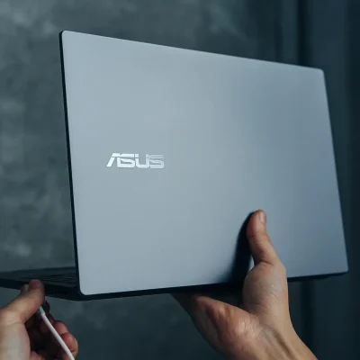 Guia de Compra: 3 Melhores Asus Zenbook i7 em 2025