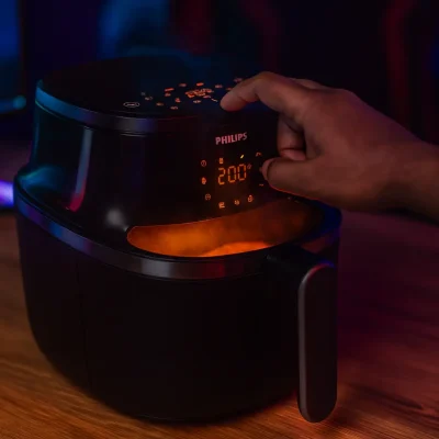Fritadeira Airfryer 7,2L Digital Philips Walita com visor na Amazon, economize